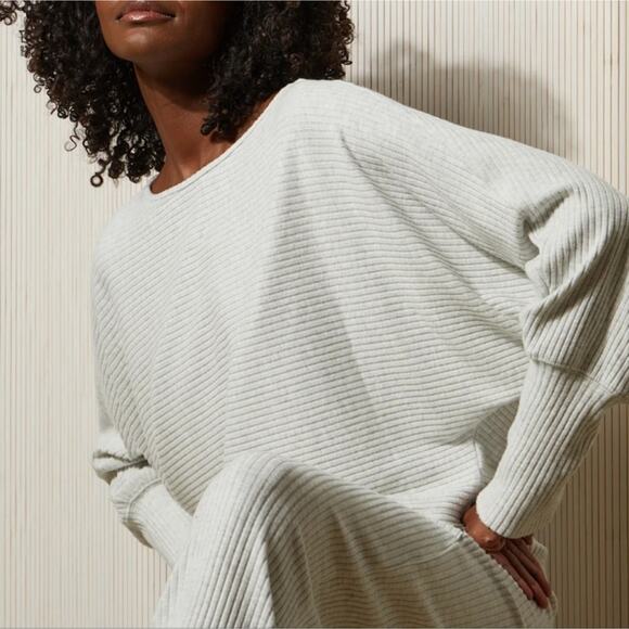 Velvet by Graham & Spencer Sweaters - NWT Velvet by Graham & Spencer Pepper Lux Rib Dolman Sleeve Top Grey Plus 1X